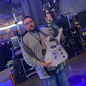 Meet your Posher, Cameron